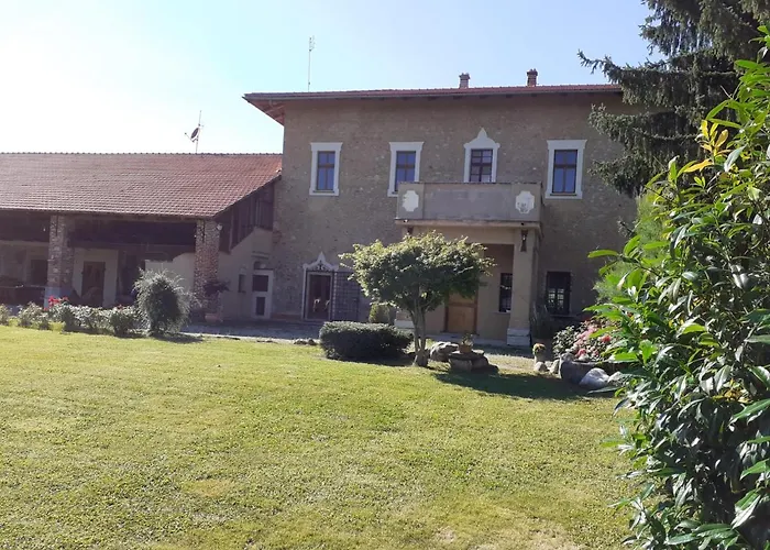 فندق مبيت وإفطار Cascina Dell'eco 3*